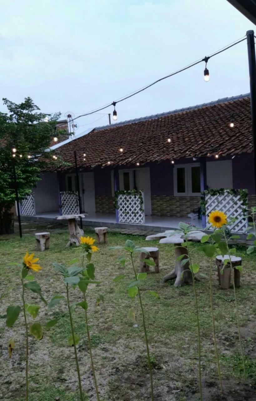 Ferienwohnung Ndalem Diajeng Yogyakarta Exterior foto